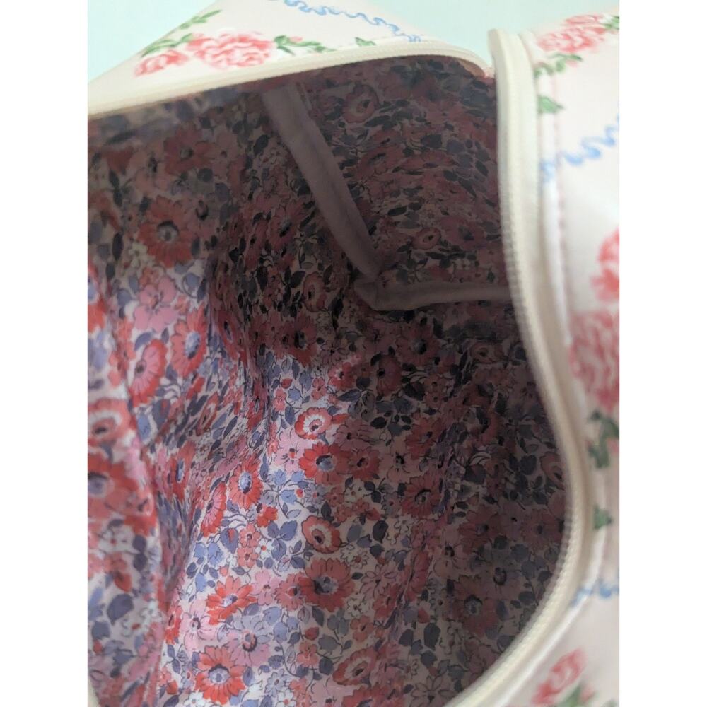 Cath Kidston Flutter Rose Loaf Bag Cosmetic Travel Pouch Organizer New - Picture 6 of 7